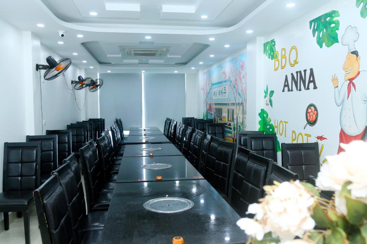 Noi Bai Ville Airport Hotel Hanoi Exterior foto