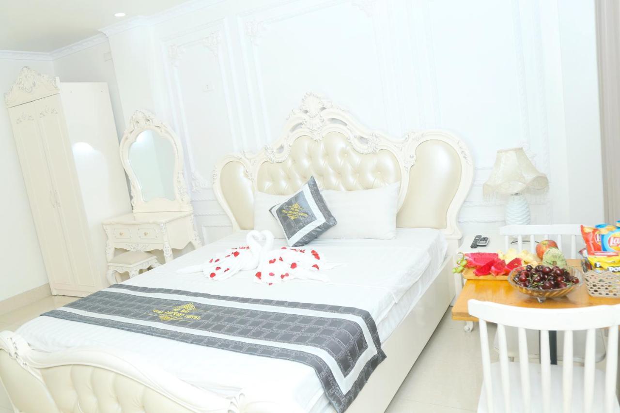 Noi Bai Ville Airport Hotel Hanoi Exterior foto